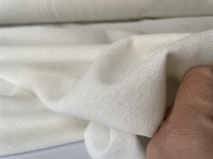 Lærredsvævet uld - lækker kvalitet i offwhite 